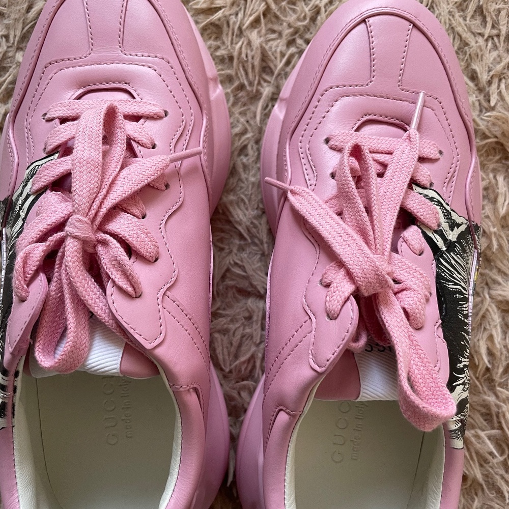 Gucci Rhyton Sneakers Mystic Cat Printed Pink Leather WOMEN 7 US or 36.5 EU
